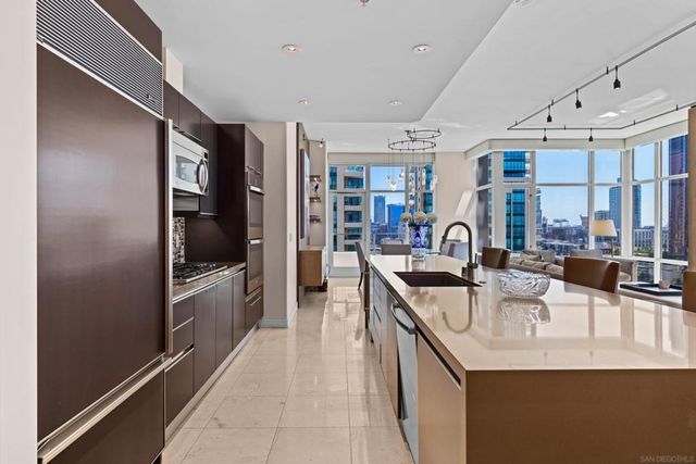 550 Front St 1101, San Diego, CA 92101