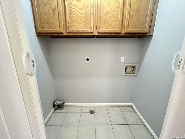 11136 EL SENDERO ST, San Antonio, TX 78233