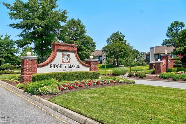 5237 Elston LN, Virginia Beach, VA 23455