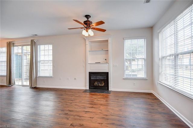 5237 Elston LN, Virginia Beach, VA 23455