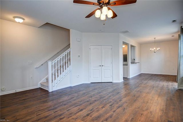 5237 Elston LN, Virginia Beach, VA 23455