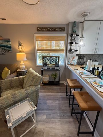 211 Landing Rd Apt C, North Myrtle Beach, SC 29582