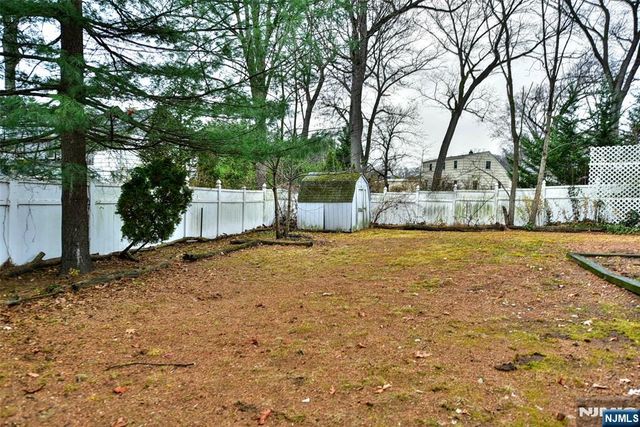 34 Summit Avenue, Waldwick, NJ 07463