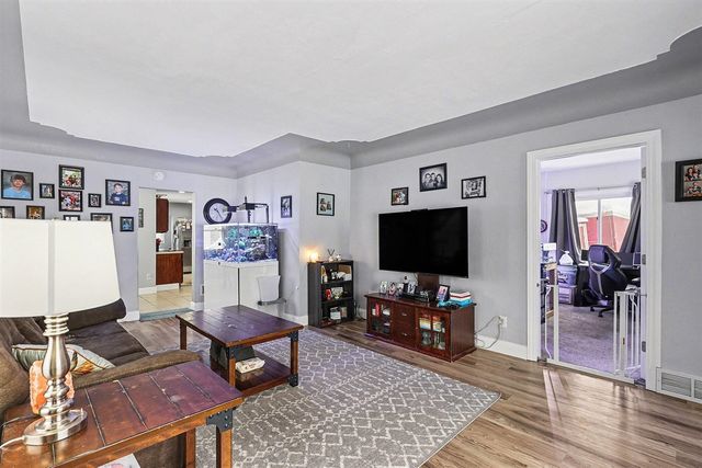 142 First Avenue, Norton Shores, MI 49444