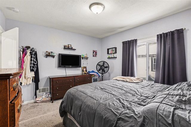 142 First Avenue, Norton Shores, MI 49444