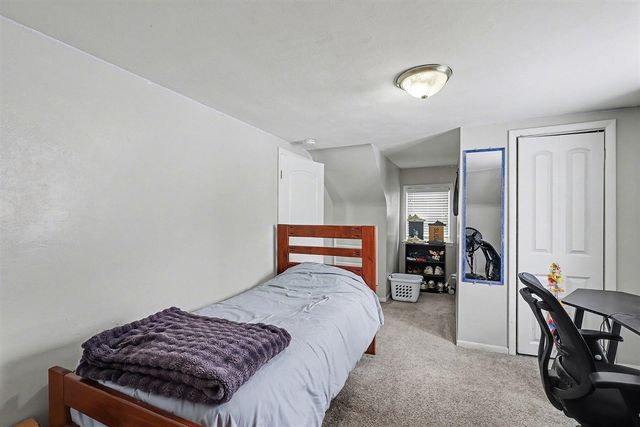 142 First Avenue, Norton Shores, MI 49444