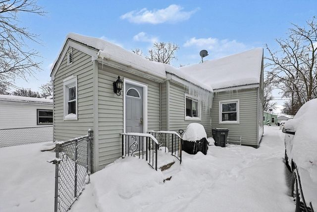 142 First Avenue, Norton Shores, MI 49444