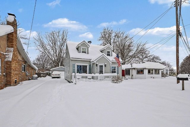 142 First Avenue, Norton Shores, MI 49444