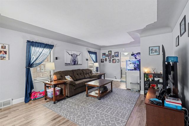 142 First Avenue, Norton Shores, MI 49444