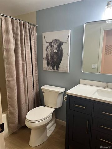 571 Park Place, Saline, MI 48176