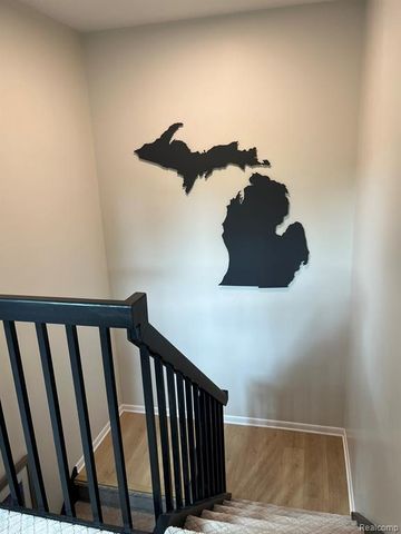 571 Park Place, Saline, MI 48176