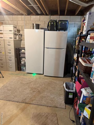 571 Park Place, Saline, MI 48176