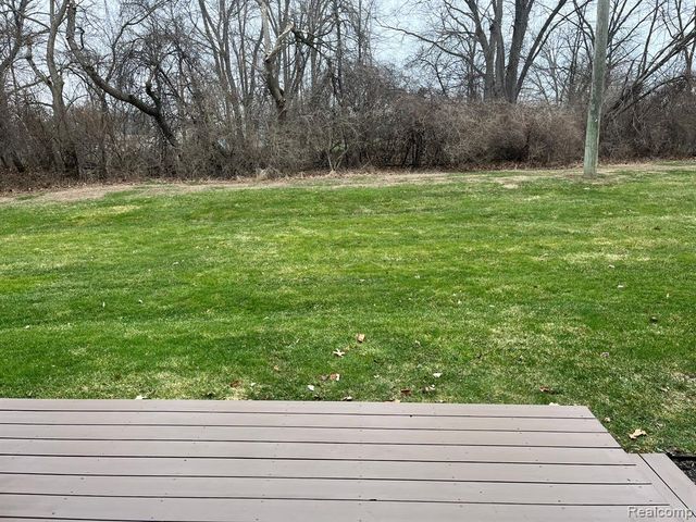 571 Park Place, Saline, MI 48176