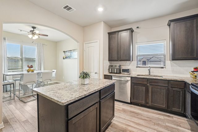 1800 Tyne Way, Crowley, TX 76036