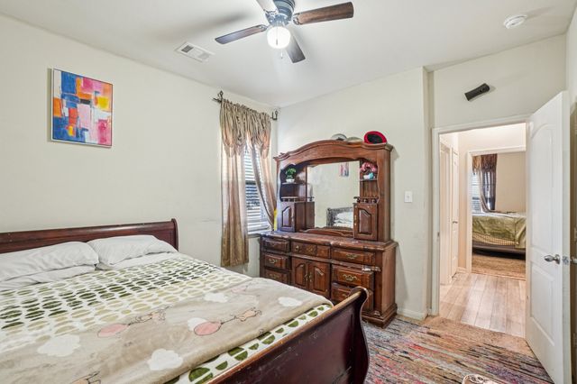 1800 Tyne Way, Crowley, TX 76036