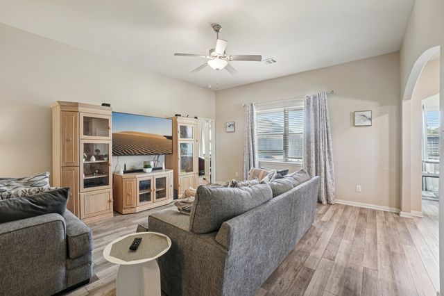 1800 Tyne Way, Crowley, TX 76036