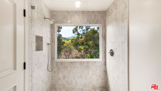 27445 Winding Way, Malibu, CA 90265