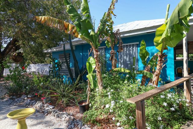 129 Lazy Lane, Key Largo, FL 33037