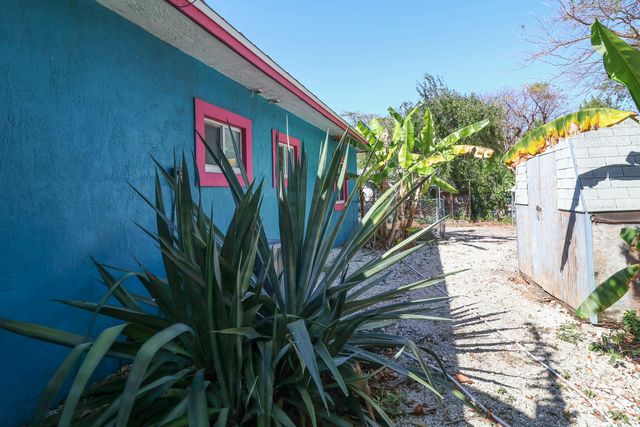 129 Lazy Lane, Key Largo, FL 33037