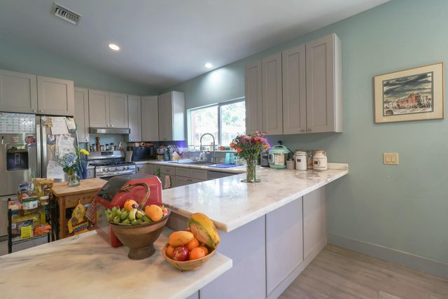 129 Lazy Lane, Key Largo, FL 33037