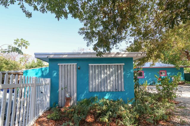 129 Lazy Lane, Key Largo, FL 33037
