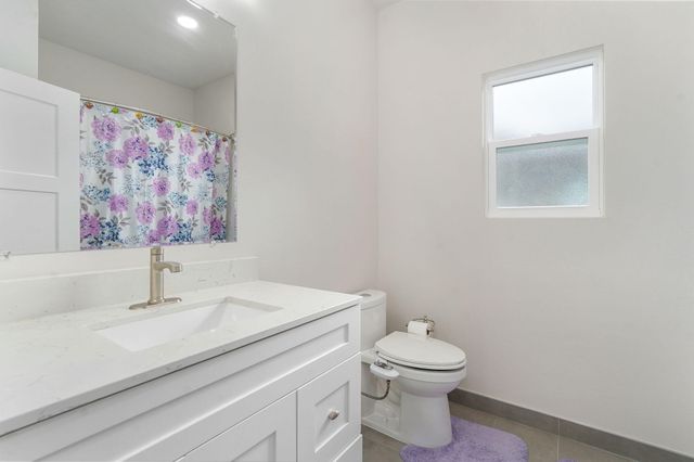 3630 N Thistlewood Court, Springfield, MO 65803
