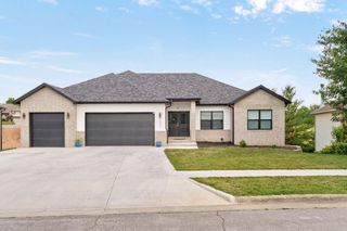 3630 N Thistlewood Court, Springfield, MO 65803