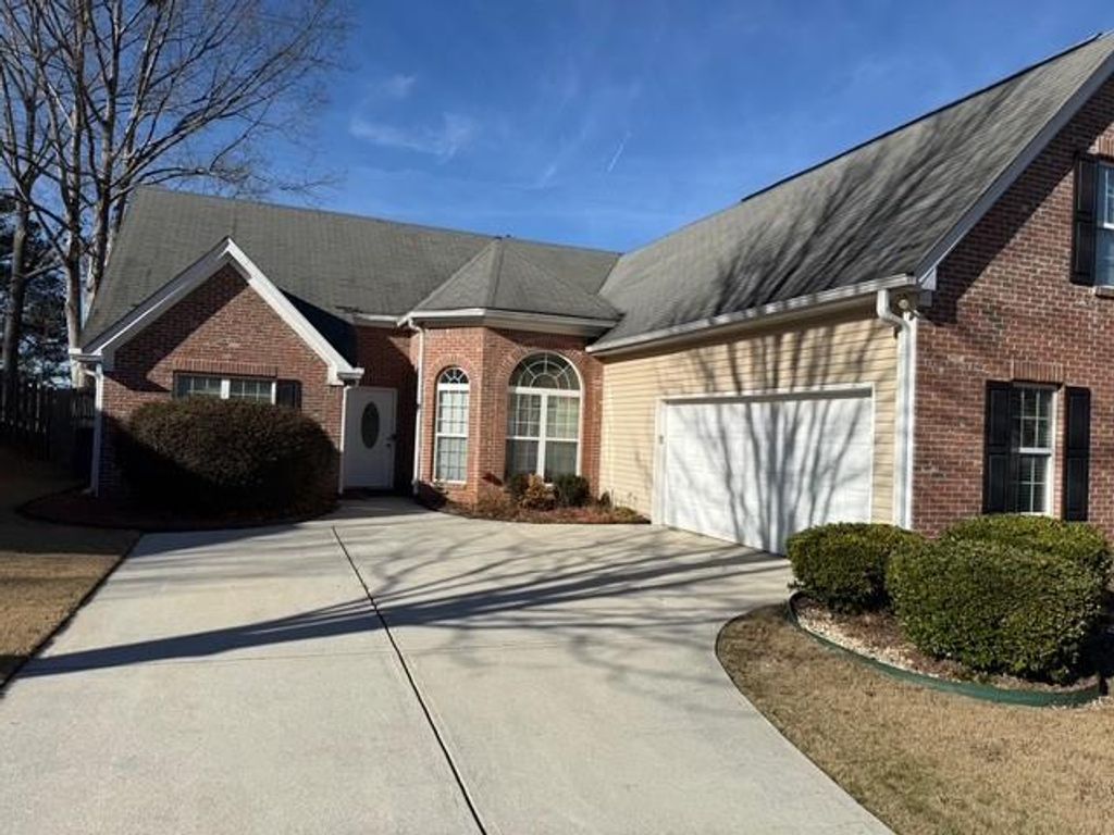 882 Creek Bottom Road, Loganville, GA 30052