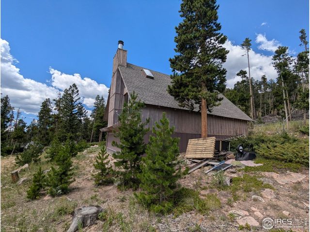321 Tonkawa Dr, Red Feather Lakes, CO 80545