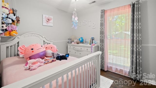 9126 Essen Lane, Charlotte, NC 28210