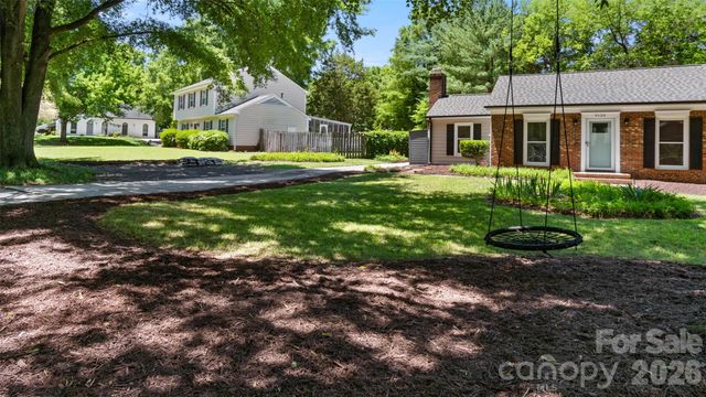 9126 Essen Lane, Charlotte, NC 28210