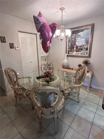 7030 NW 179th St 205, Hialeah, FL 33015