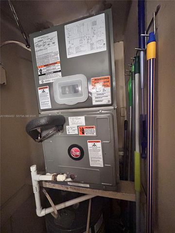 7030 NW 179th St 205, Hialeah, FL 33015