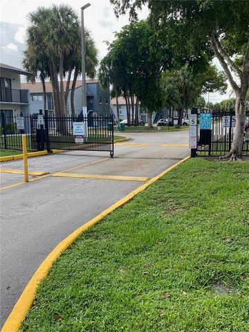 7030 NW 179th St 205, Hialeah, FL 33015