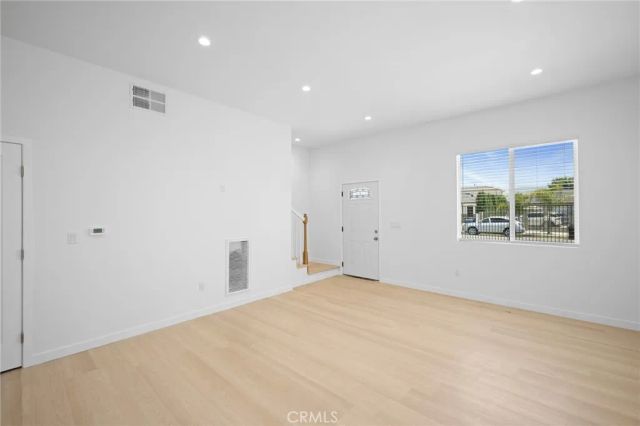 7247 Cleon Avenue, Sun Village, CA 91352