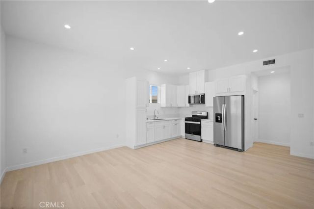 7247 Cleon Avenue, Sun Village, CA 91352
