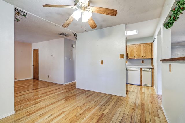 1708 TOWNER Avenue NW, Albuquerque, NM 87104