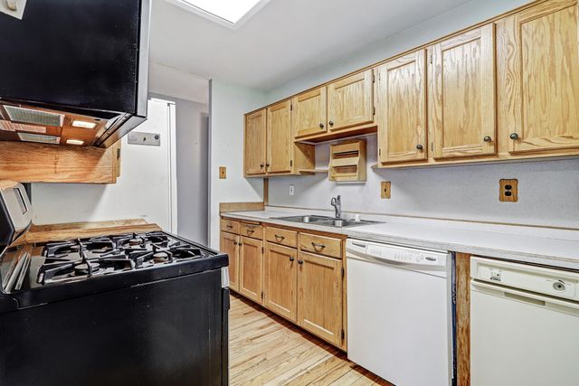 1708 TOWNER Avenue NW, Albuquerque, NM 87104