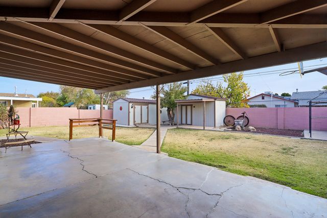 1708 TOWNER Avenue NW, Albuquerque, NM 87104