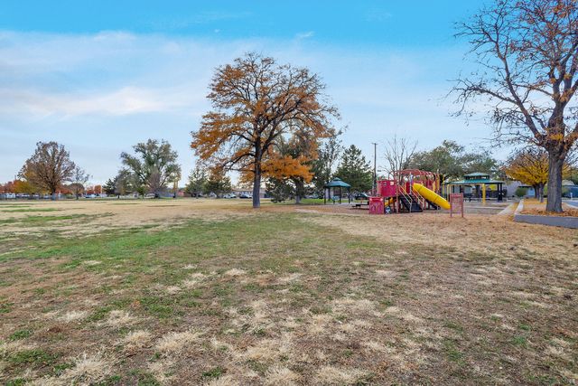 1708 TOWNER Avenue NW, Albuquerque, NM 87104