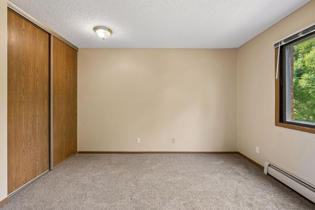 4 Pine Tree Drive 215, Arden Hills, MN 55112