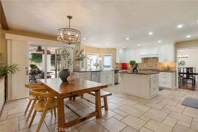 18998 Buckskin, Yorba Linda, CA 92886