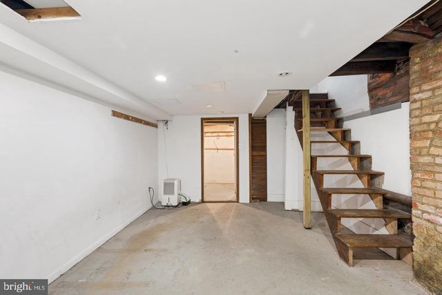 937 N AMERICAN ST, Philadelphia, PA 19123