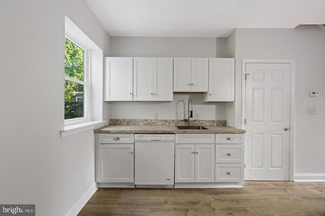 937 N AMERICAN ST, Philadelphia, PA 19123