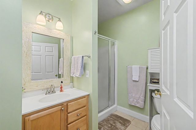 162 S Main St Apt 3D, Stowe, VT 05672