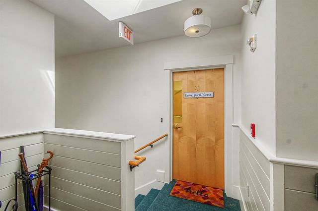 162 S Main St Apt 3D, Stowe, VT 05672