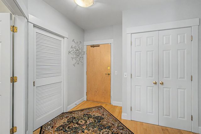 162 S Main St Apt 3D, Stowe, VT 05672