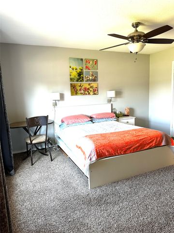 1 E Mountain Lane 33, Grand Prairie, TX 75052