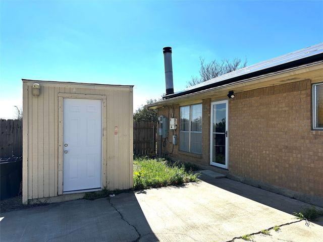 1 E Mountain Lane 33, Grand Prairie, TX 75052