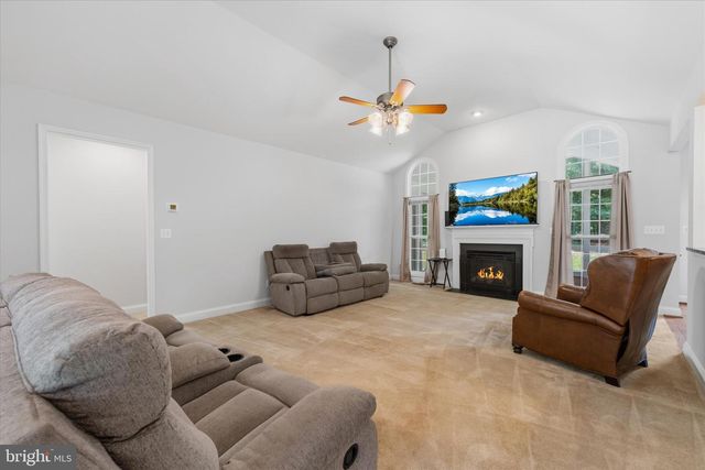 14855 LEE HWY, Gainesville, VA 20155